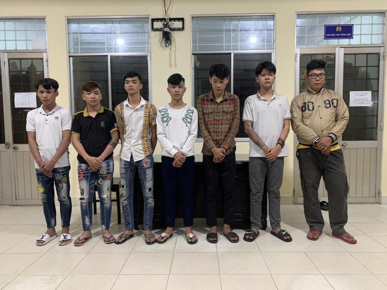 Nẹt pô xe ảnh 1 Net po xe anh 1