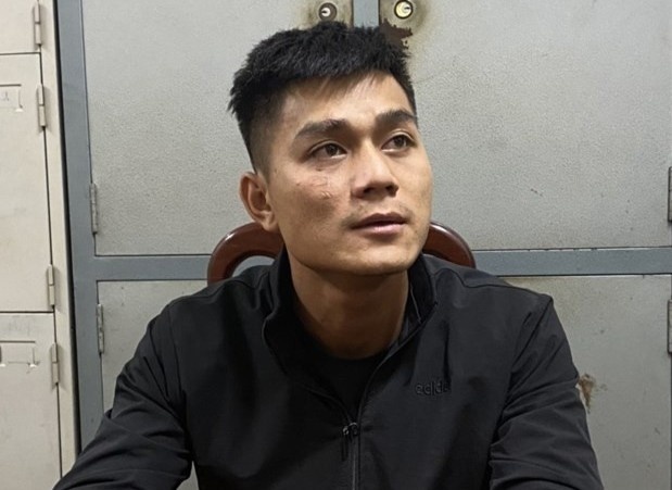 An mang do mau thuan sau va cham giao thong hinh anh