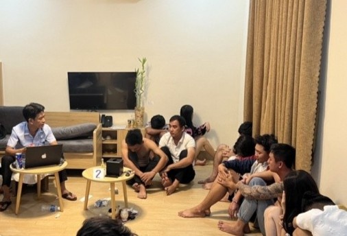 Thue phong tai khu nghi duong de bay lac hinh anh