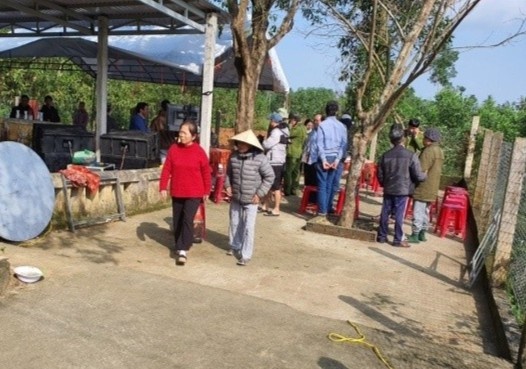 Di xac minh vu danh bac, trung uy cong an bi danh nhap vien hinh anh