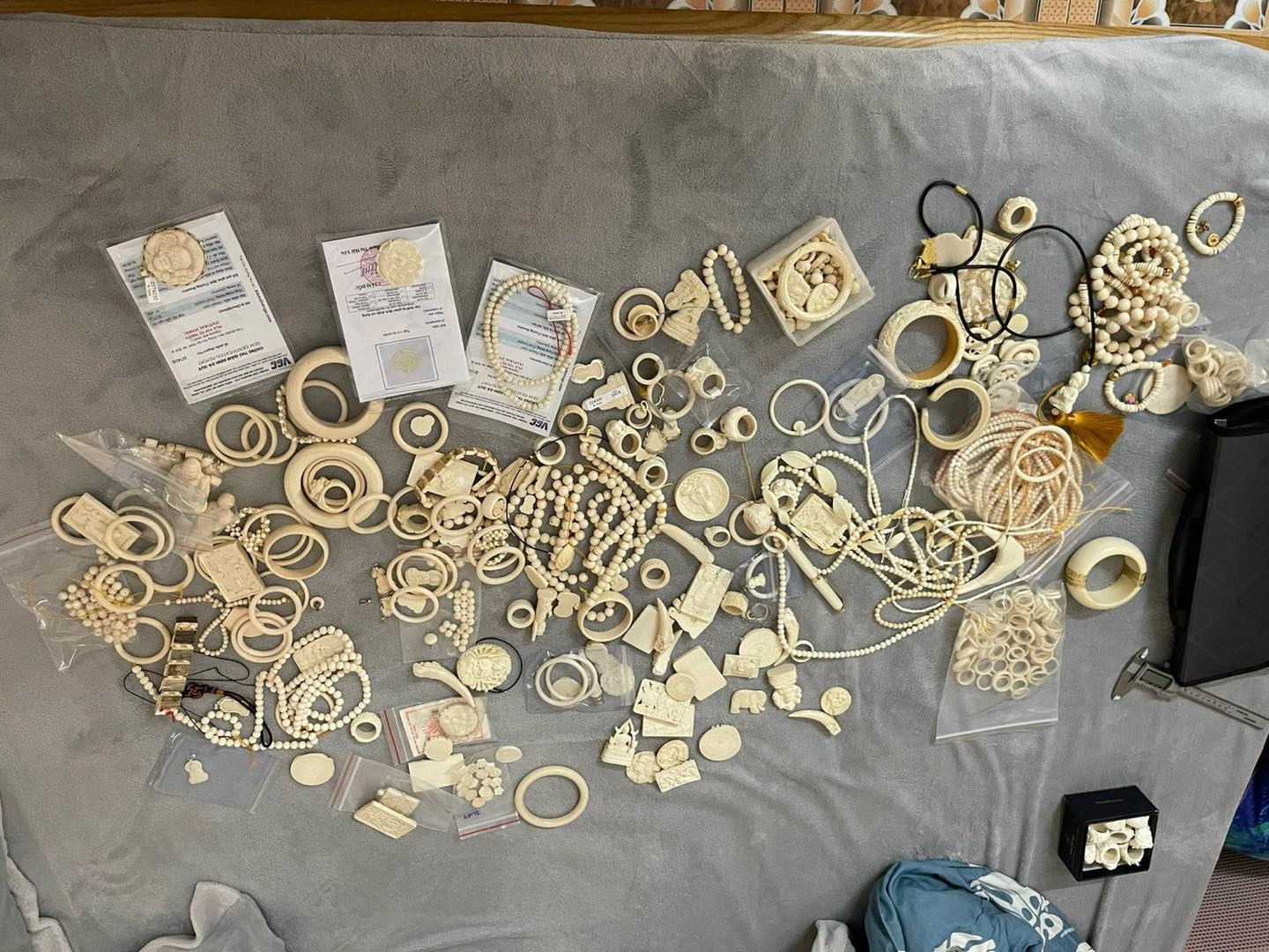 trang suc nga voi anh 1