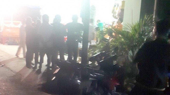 Loi khai nghi can sat hai nu chu tiem tap hoa hinh anh