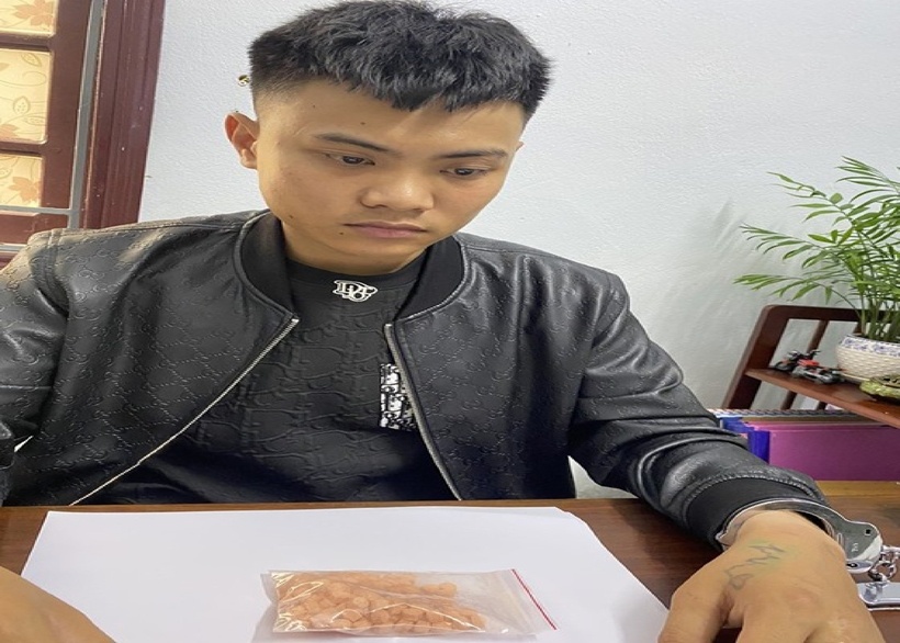 Bat nghi pham trong duong day van chuyen ma tuy Da Nang - Quang Nam hinh anh