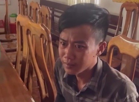 chem nguoi dan ong anh 2