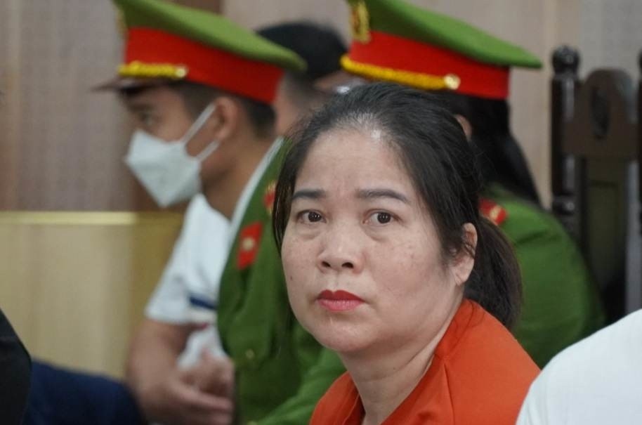 Nguoi phu nu sat hai chu no, phi tang xac duoi be biogas khang cao hinh anh