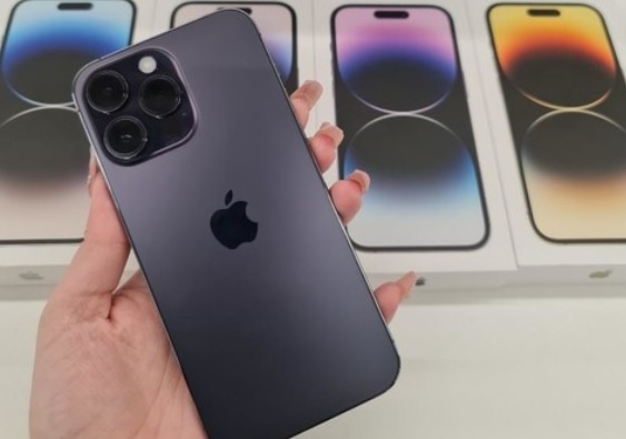 Nhan vien nha khoa nhieu lan dot nhap cua hang, trom 15 dien thoai hinh anh