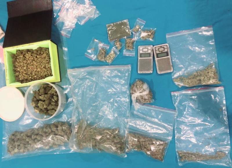 mua ban ma tuy anh 3