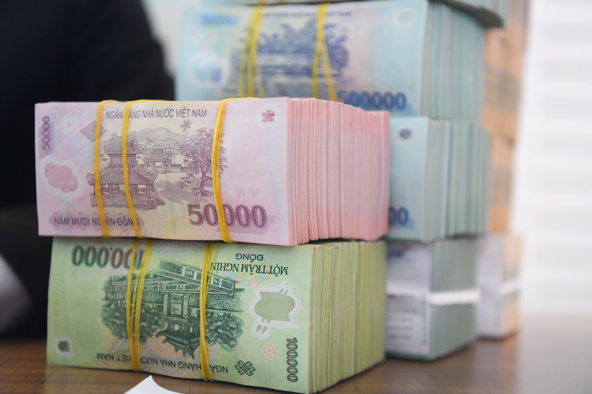 Truy to nguoi phu nu lua dao chiem doat gan 3 ty dong hinh anh