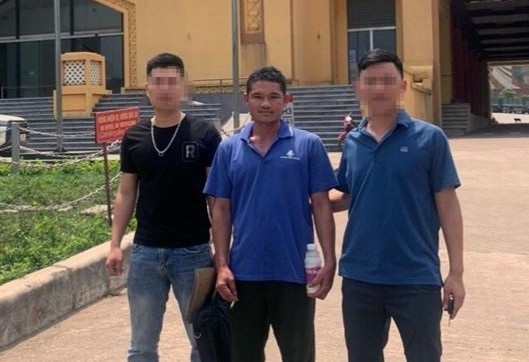 Tron truy na sang Lao hon 20 nam quay ve dau thu hinh anh