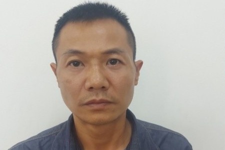 Cap vo chong bat coc nguoi de doi no hinh anh