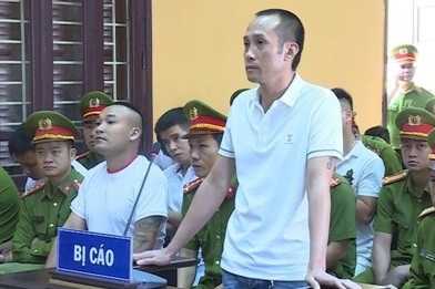 Chan dung Tuan 'than den' va Manh 'go' hinh anh