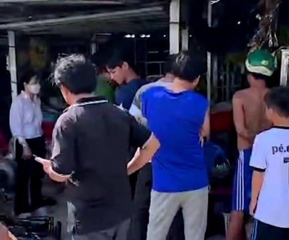 hanh hung nguoi anh 1