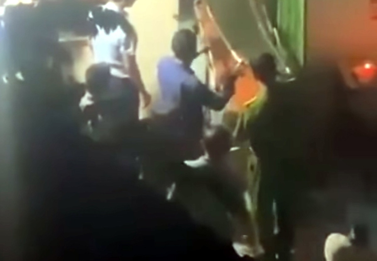 Phat hien thi the nu sinh trong phong tro hinh anh