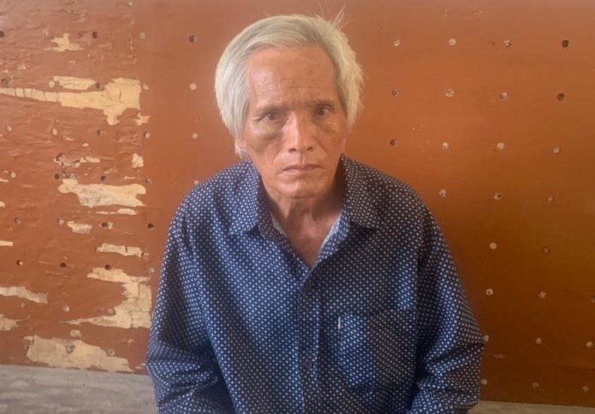 Danh anh trai tu vong vi mau thuan tien bac hinh anh