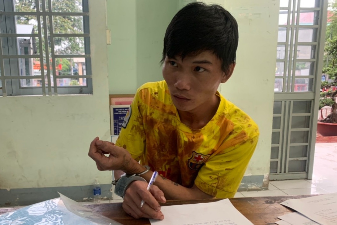 Loi khai cua nghi pham dam tu vong ban cung phong tro do ao giac hinh anh