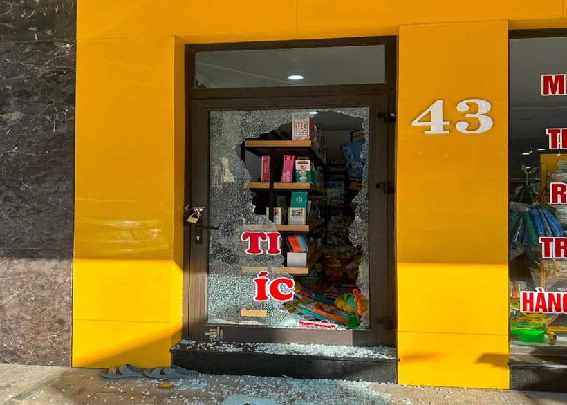 Truy xet nhom nguoi dap cua kinh sieu thi, trom cap tai san hinh anh