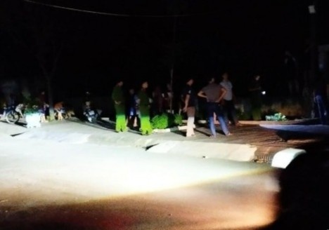 Vu nghi mau thuan do ghen tuong: Dam tu vong nguoi tinh roi tu sat hinh anh