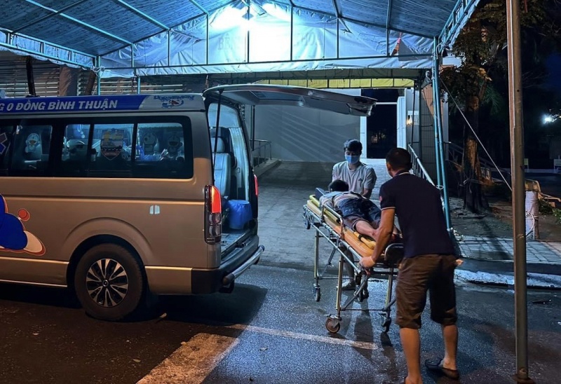 Bat ngo bi chem khi di mua kem cho chau hinh anh