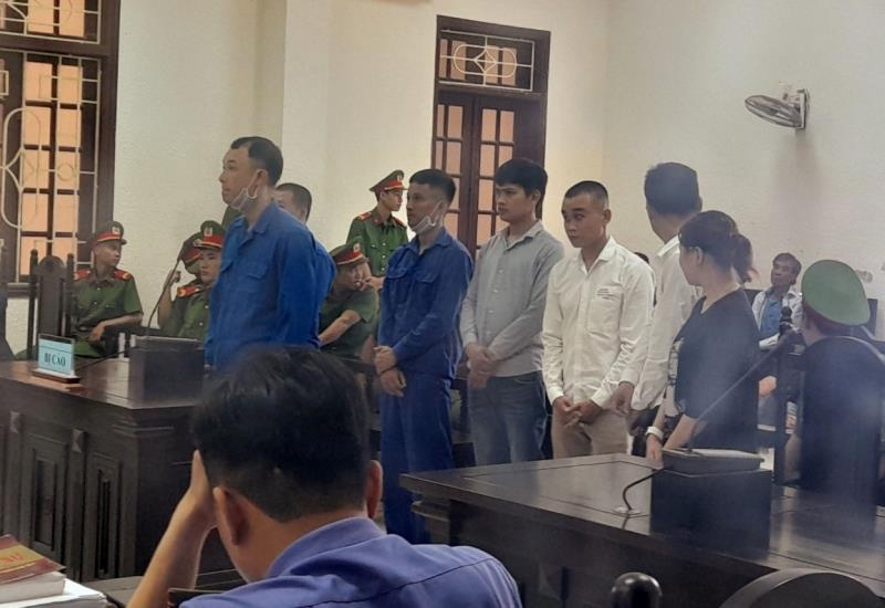 to chuc bay lac anh 1