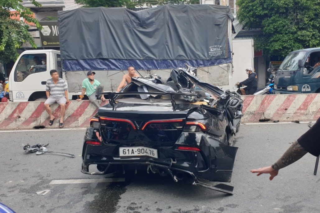 Vu 'xe dien' o Binh Duong: Tai xe co nong do con hinh anh