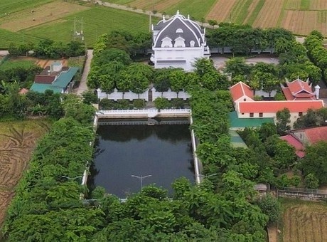 Biet phu to chuc tiec vinh quy bai to cho thieu tuong tung bi 'so gay' hinh anh