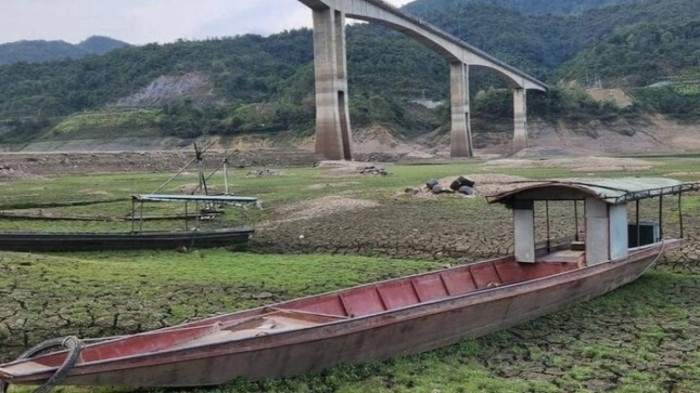 Sap mua lon, giam noi lo thieu nuoc thuy dien hinh anh