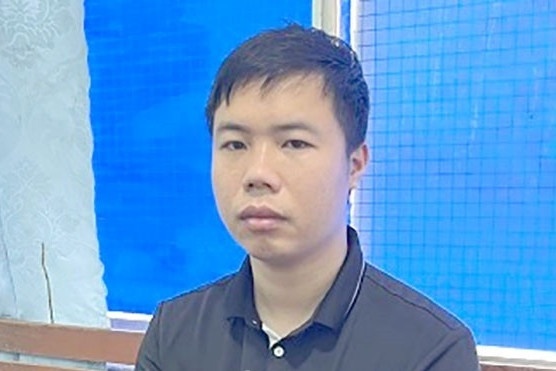 Sieu trom iPhone sa luoi hinh anh