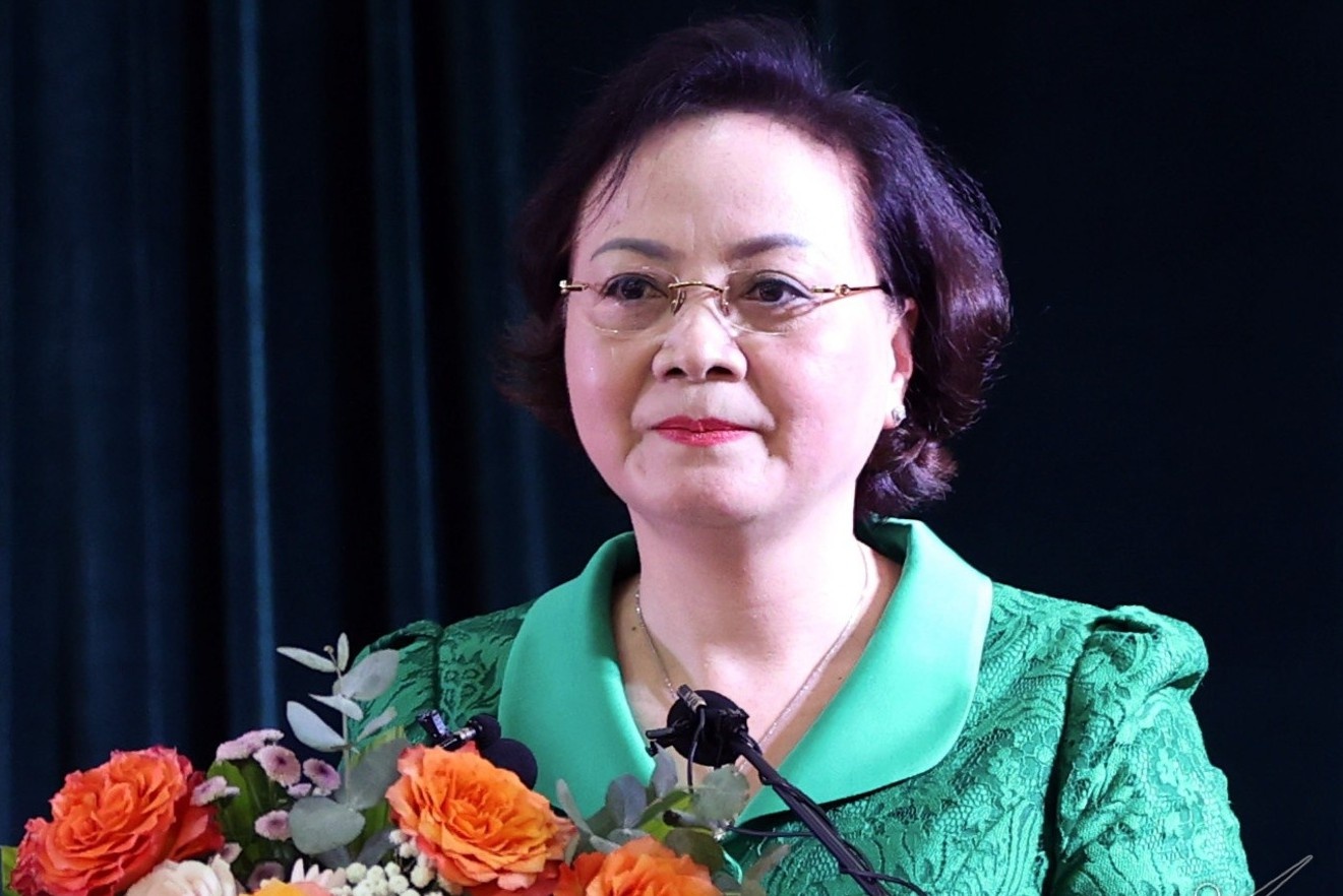 Bo truong Noi vu: Se bo thi, xet thang hang vien chuc hinh anh