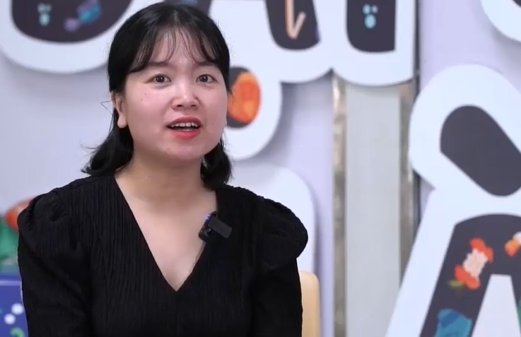 Nguyen Chieu Xuan: Mang sach ket noi con tre, gia dinh va thoi dai hinh anh