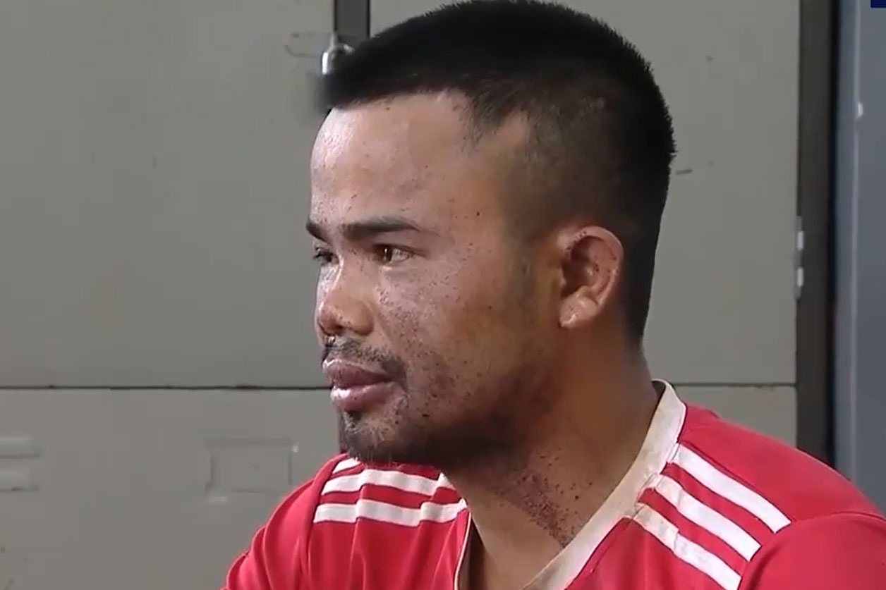 Vu tan cong UBND xa o Dak Lak: Nhom nguoi cam dau loi keo, kich dong hinh anh