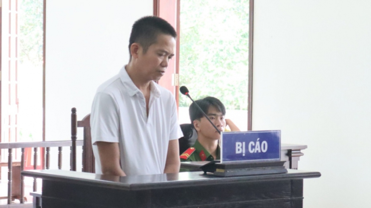 Sat hai nguoi tinh anh 1