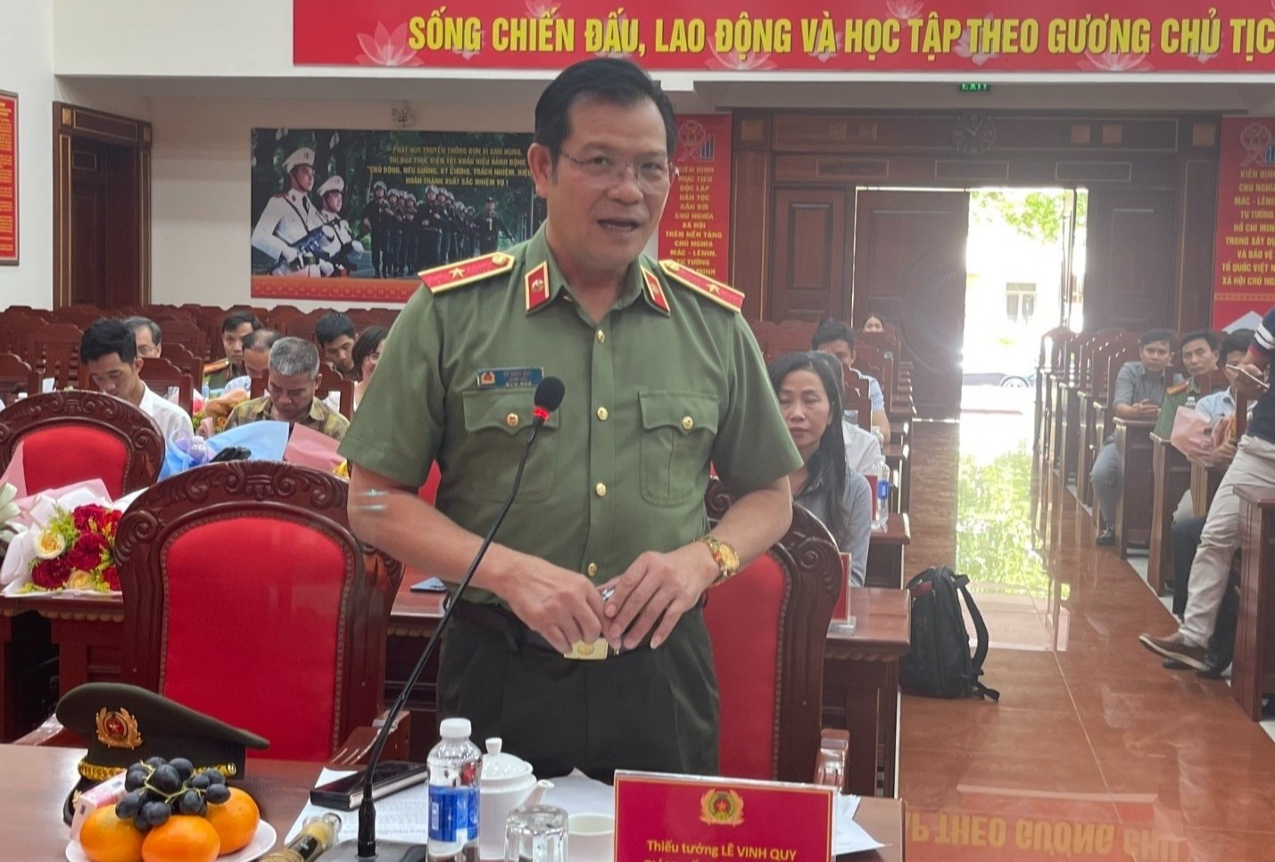 Tam giu 74 nghi pham lien quan vu tan cong tru so UBND xa o Dak Lak hinh anh