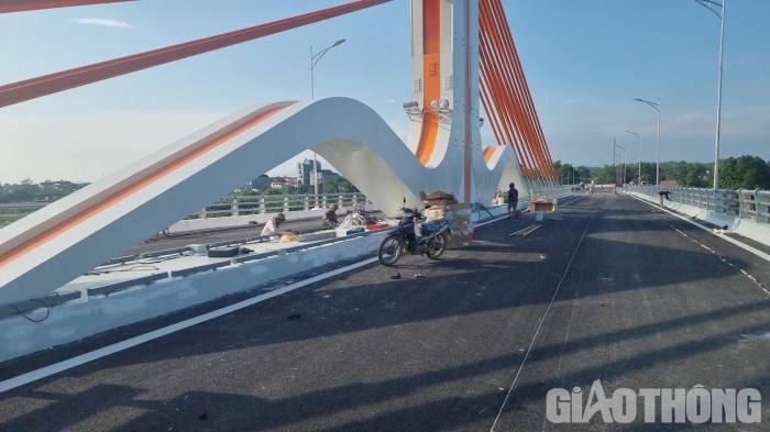 Cau 540 ty dong anh 5