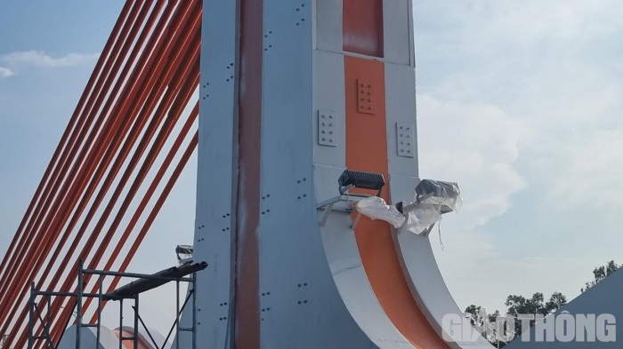 Cau 540 ty dong anh 9