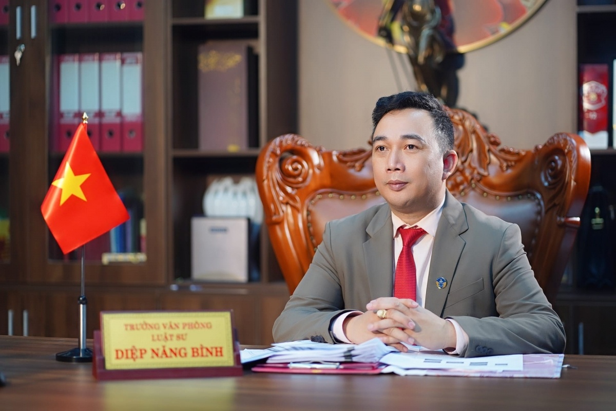 tạt sơn ôtô ảnh 1 tat son oto anh 1