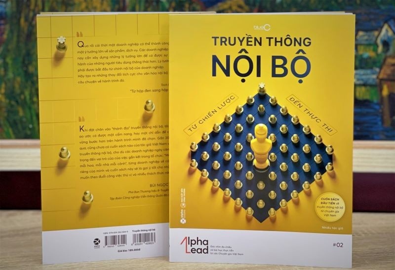 Ra mat sach moi 'Truyen thong noi bo - Tu chien luoc den thuc thi' hinh anh