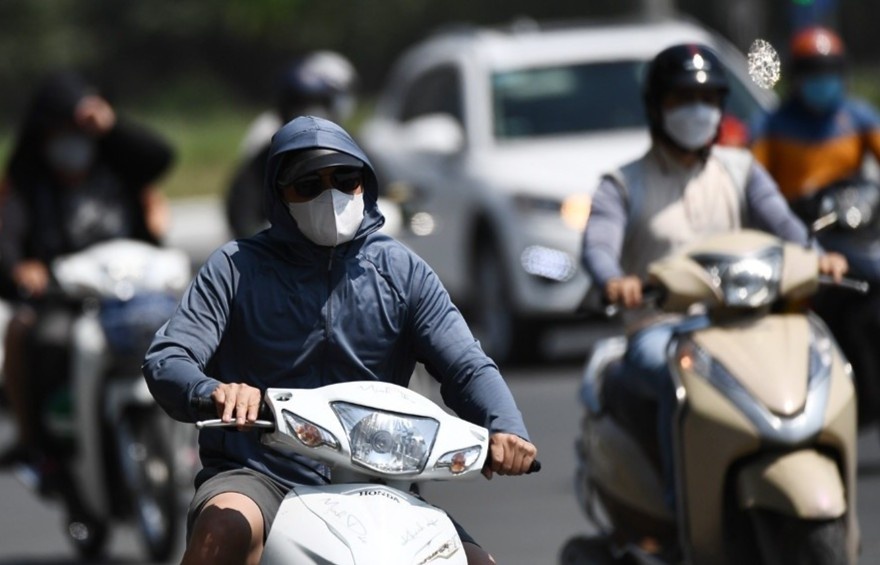 Thoi tiet 29/6: Nang nong phu khap Bac va Trung Bo, Nam Bo co mua hinh anh