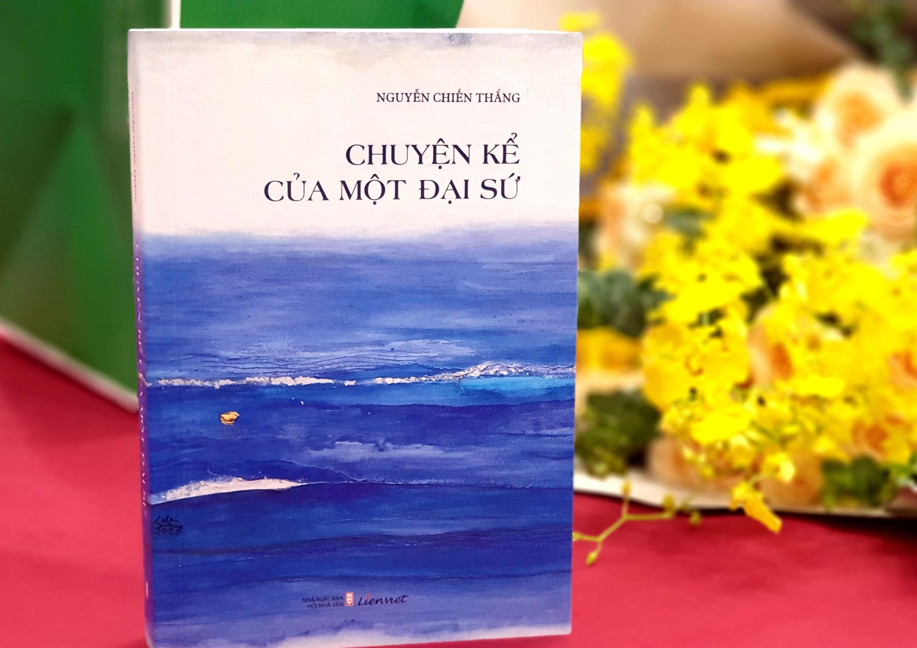 'Chuyen ke cua mot dai su' hinh anh