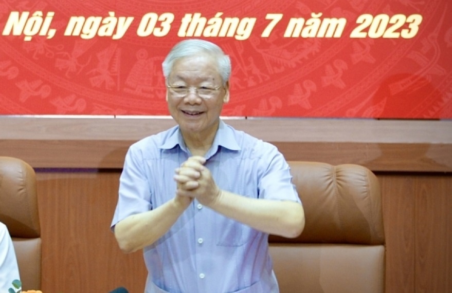 Tong bi thu chu tri hoi nghi Quan uy Trung uong 6 thang dau nam hinh anh