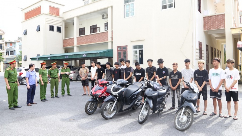 Gay roi trat tu anh 1