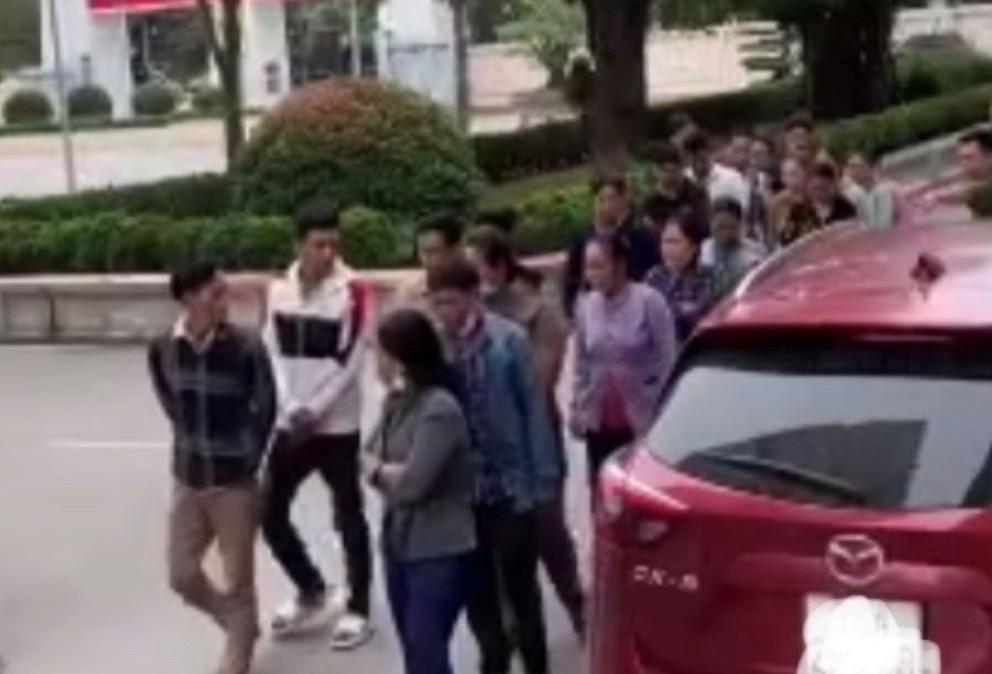 Tam giu nhieu nguoi cho vay lai nang hinh anh