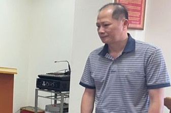 Bat tam giam 2 pho giam doc trung tam dang kiem tai Quang Binh hinh anh