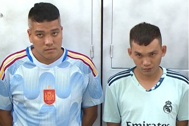 Bat qua tang 142 nguoi khi dot kich truong ga quy mo lon hinh anh