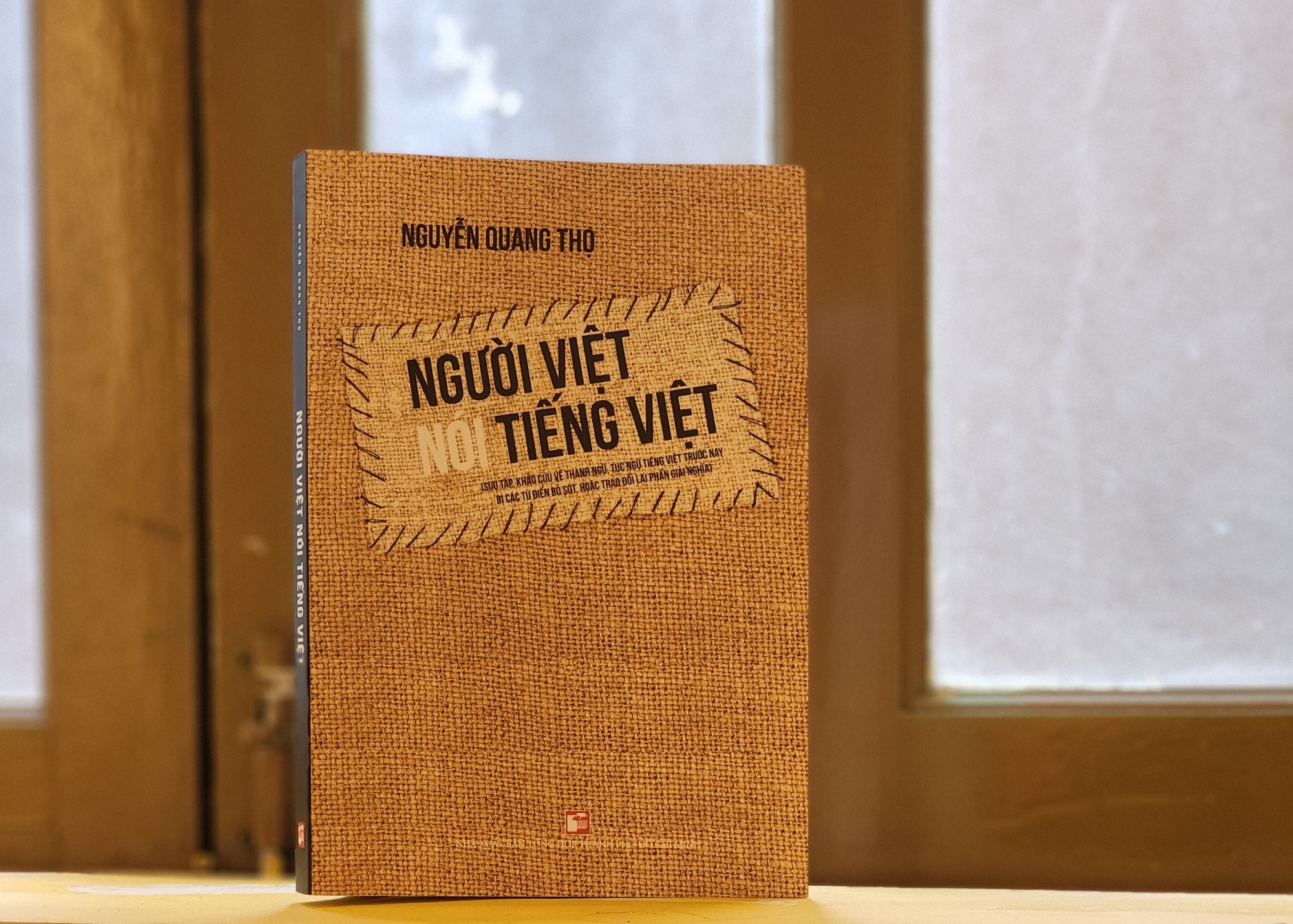 Nha bao Nguyen Quang Tho: 'Tieng Viet la mau thit cua toi' hinh anh
