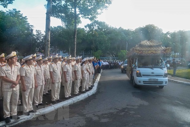 Ong Le Phuoc Tho anh 3