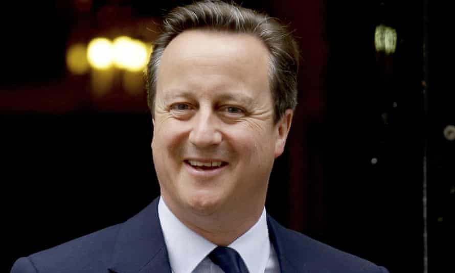 Cuu Thu tuong Anh David Cameron bi dieu tra hinh anh
