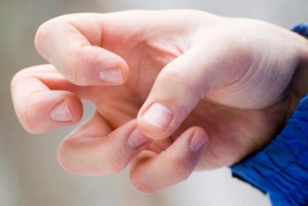 Dieu tri tam than phan liet bang thuc pham hinh anh