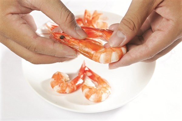 Phu nu moi sinh co nen an tom, tep? hinh anh