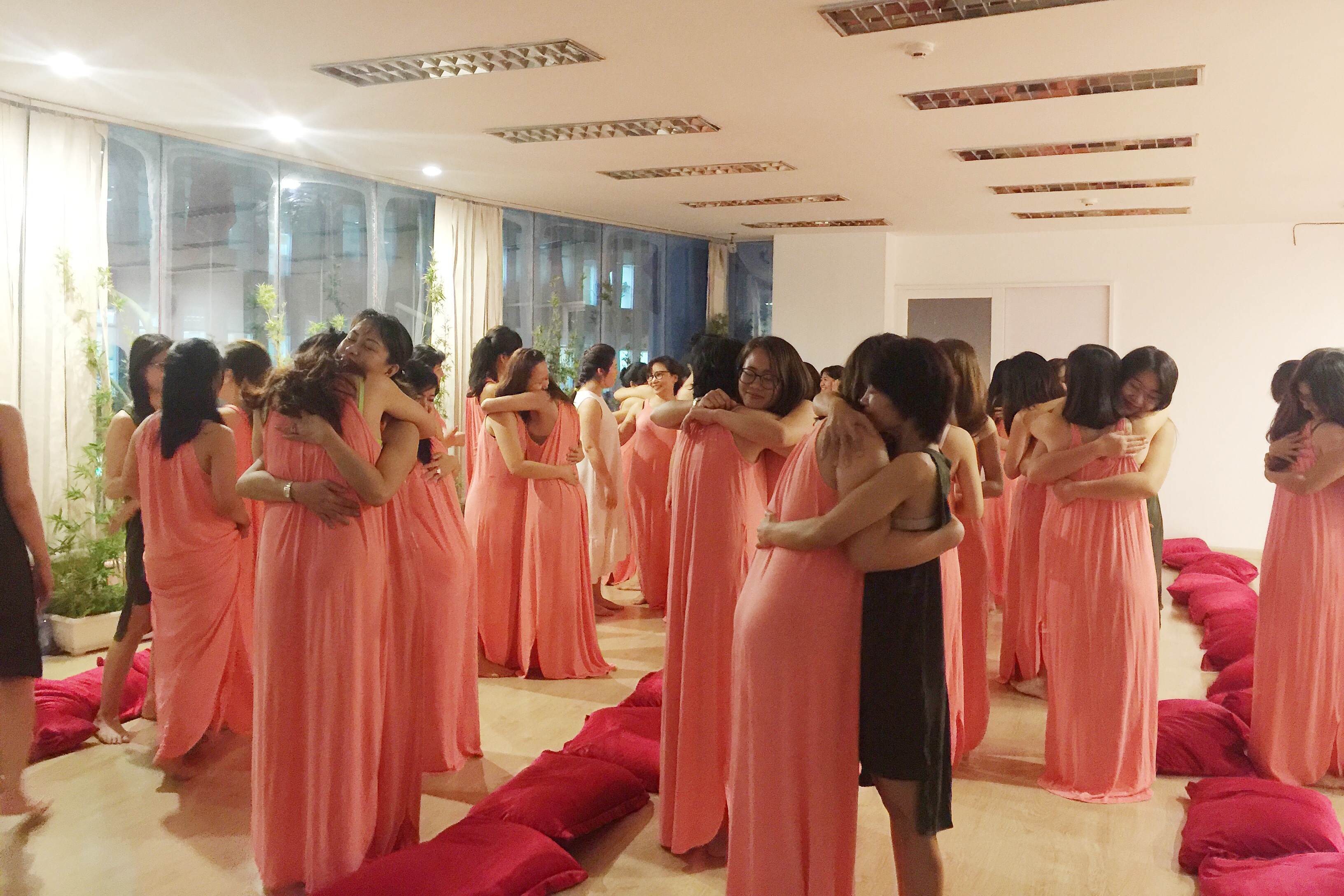 Song khong stress bang lieu phap om,  cuoi va nhay anh 1