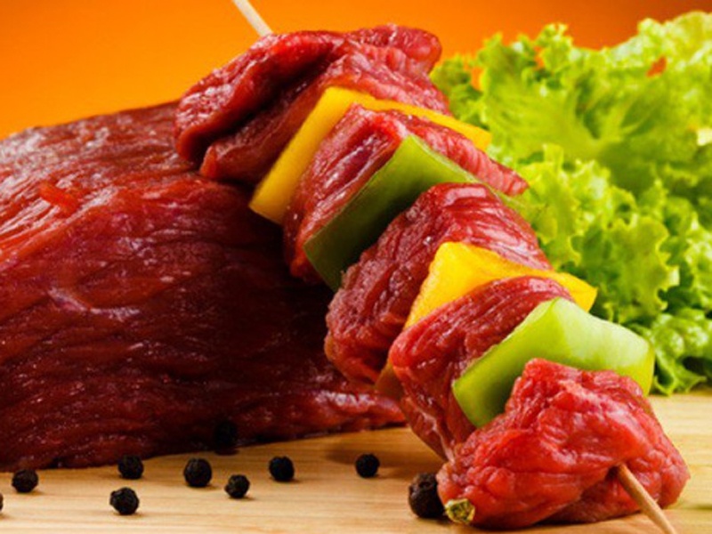 Dau hieu canh bao can giam an thit ngay lap tuc hinh anh